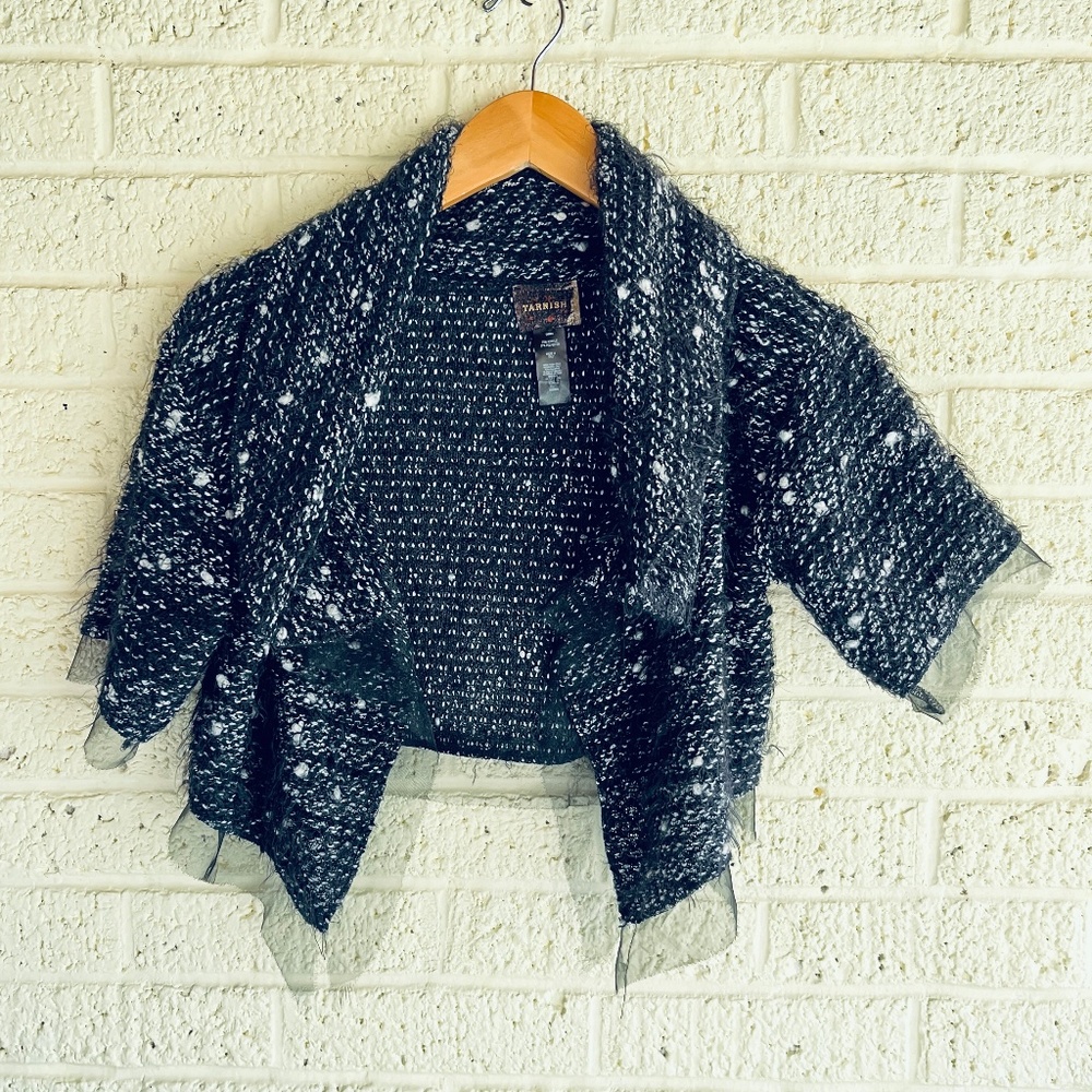 Tarnish Black & White Knitted Shrug Sweater